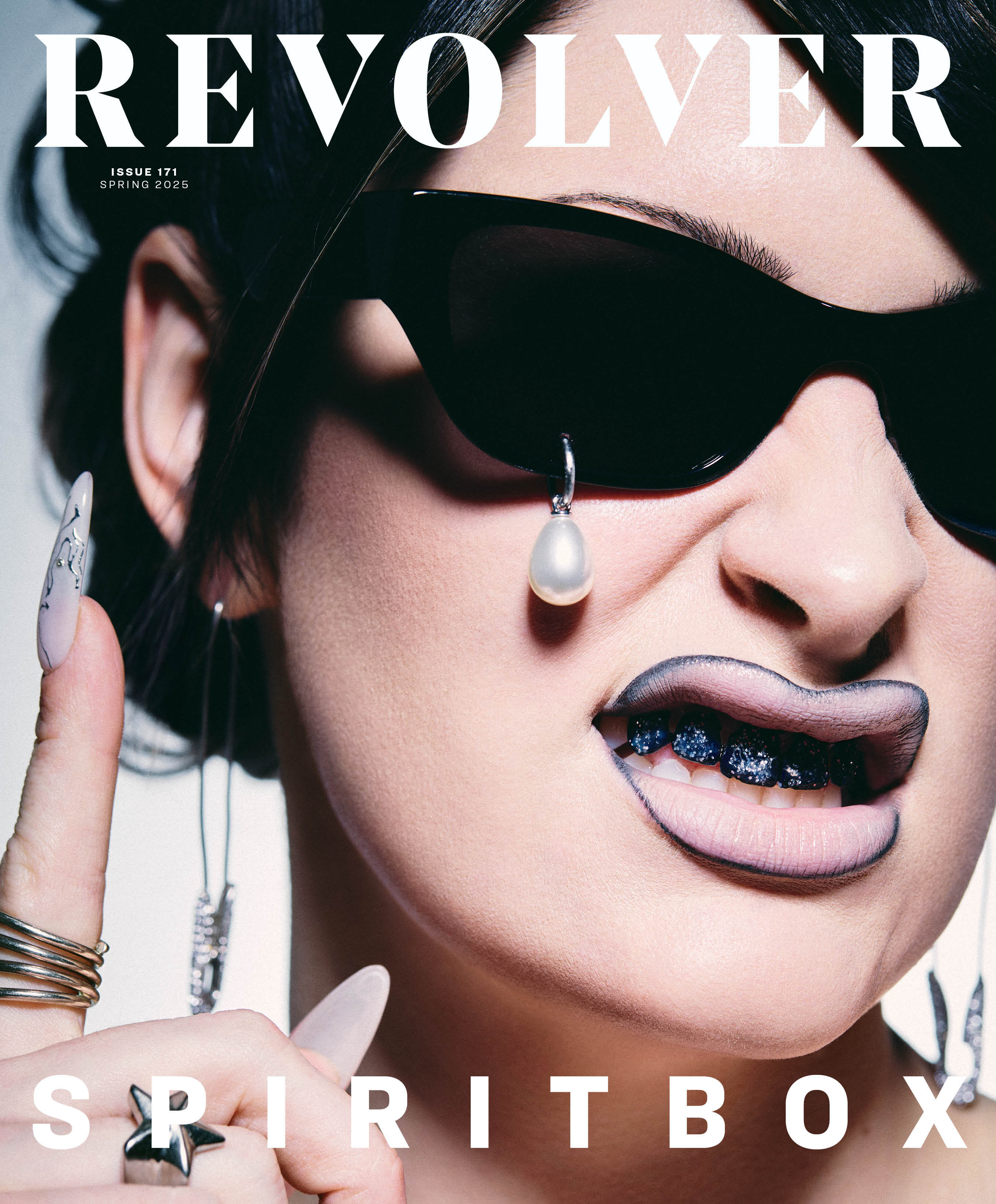 SPIRITBOX X REVOLVER BUNDLE – ALTERNATIVE COVER SPRING 2025 ISSUE IN NUMBERED SLIPCASE & EXCLUSIVE T-SHIRT