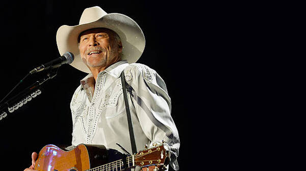 Alan Jackson Bids Farewell: A Final Nashville Show That Honors Country Tradition and Legacy