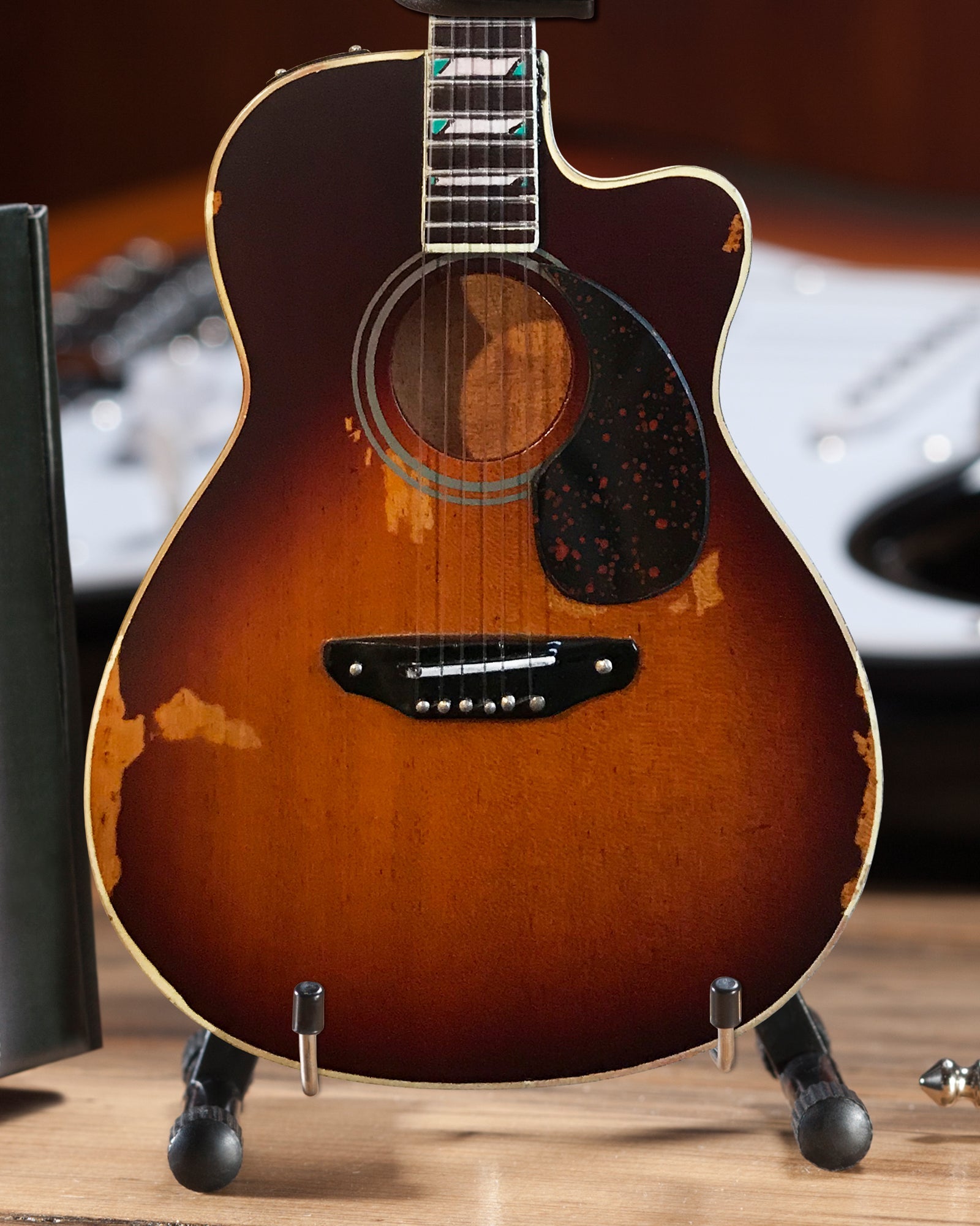 TOBY KEITH SIGNATURE SUNBURST ACOUSTIC MINI GUITAR MODEL