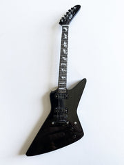 METALLICA - JAMES HETFIELD - ESP MAN TO WOLF MINI GUITAR