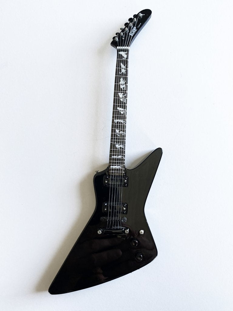 METALLICA - JAMES HETFIELD - ESP MAN TO WOLF MINI GUITAR