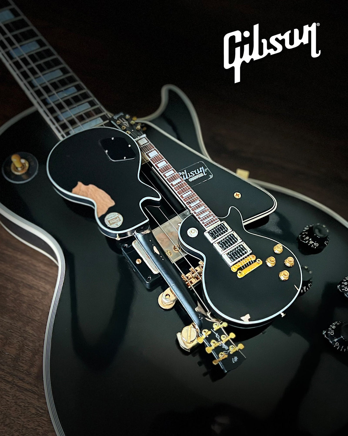 PETER FRAMPTON "PHENIX" GIBSON LES PAUL CUSTOM MINI GUITAR MODEL