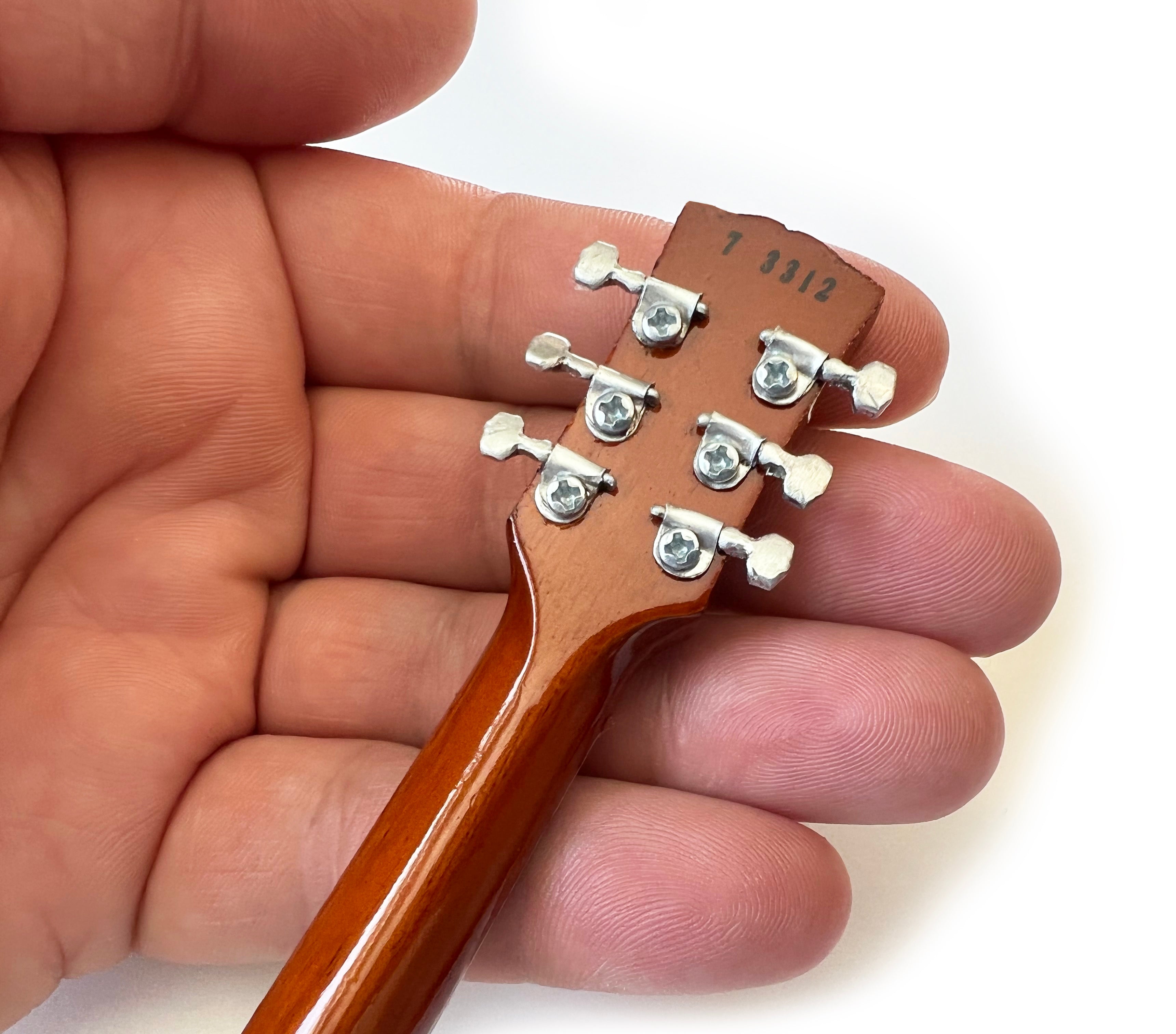 DUANE ALLMAN 1957 GIBSON LES PAUL GOLDTOP MINI GUITAR MODEL