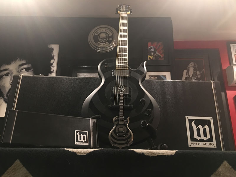 ZAKK WYLDE ODIN BLACKOUT BULLSEYE MINI GUITAR - WYLDE AUDIO REPLICA COLLECTIBLE BY AXE HEAVEN'
