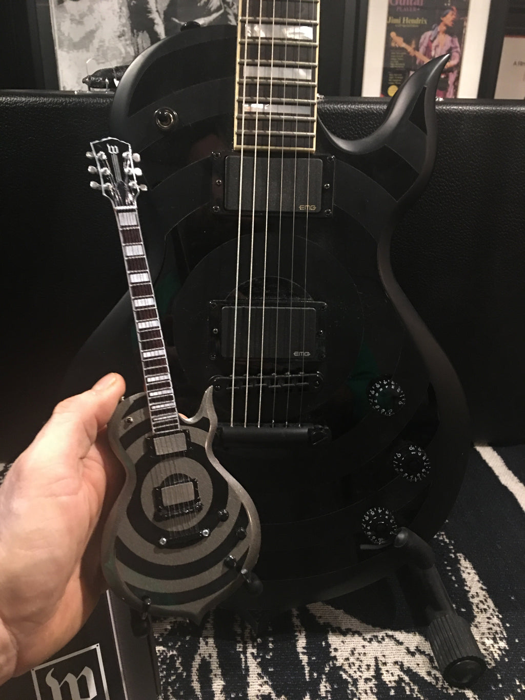 ZAKK WYLDE ODIN BLACKOUT BULLSEYE MINI GUITAR - WYLDE AUDIO REPLICA COLLECTIBLE BY AXE HEAVEN'