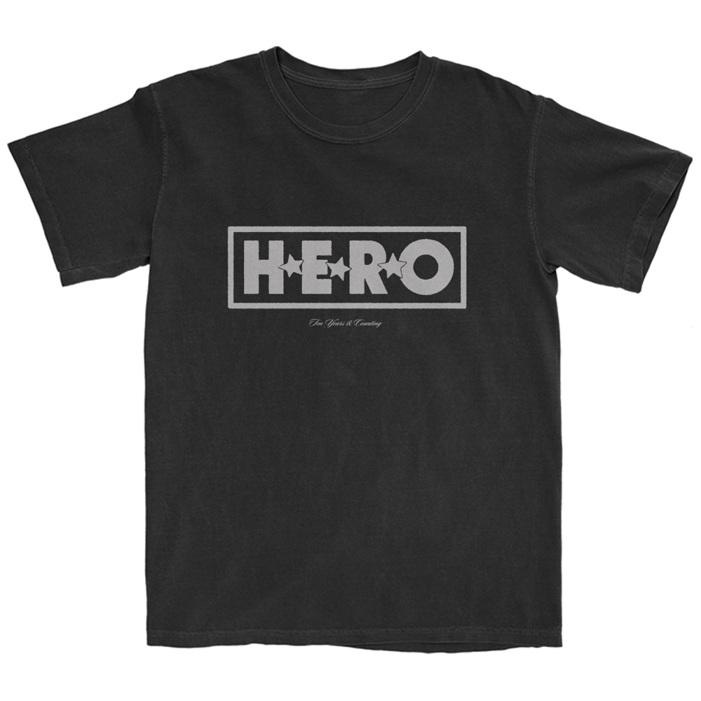 MAREN MORRIS "HERO: TEN YEARS & COUNTING" T-SHIRT