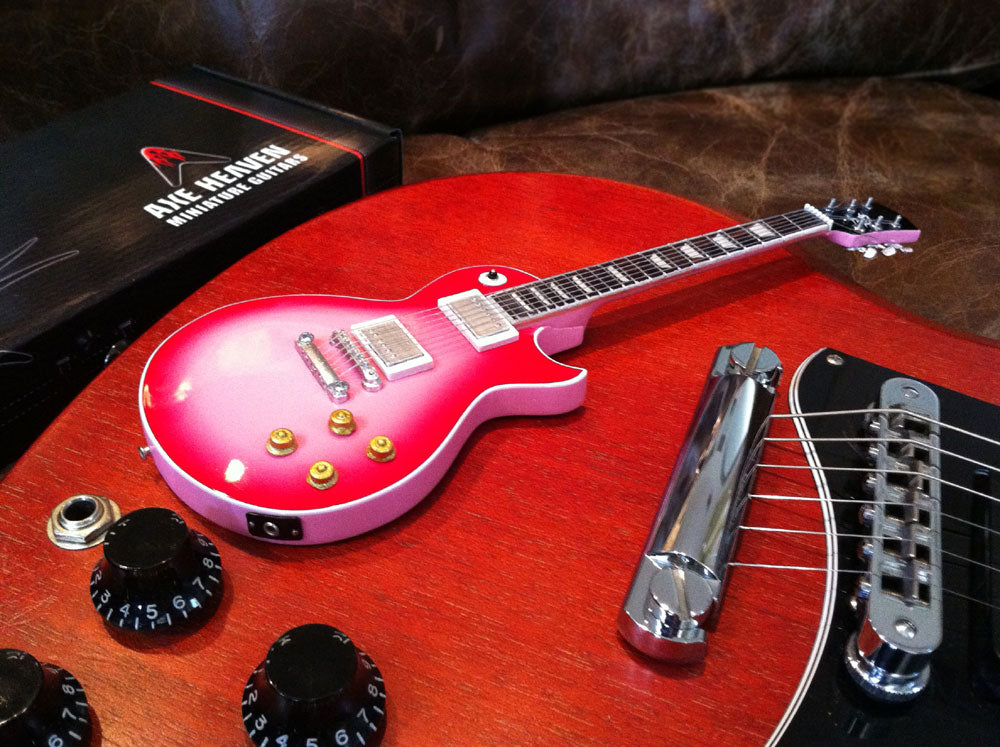 TWISTED SISTER - JAY JAY FRENCH - PINKBURST MINI GUITAR MODEL